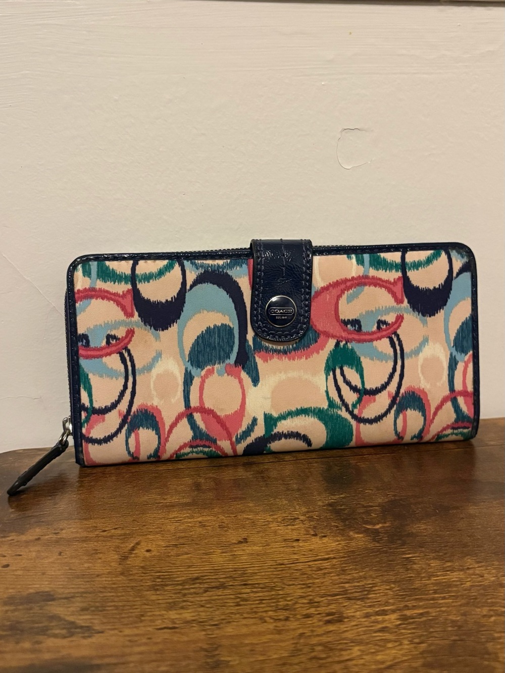 Authentic Coach Poppy Ikat Multicolor Signature Camp Zip Around Wallet